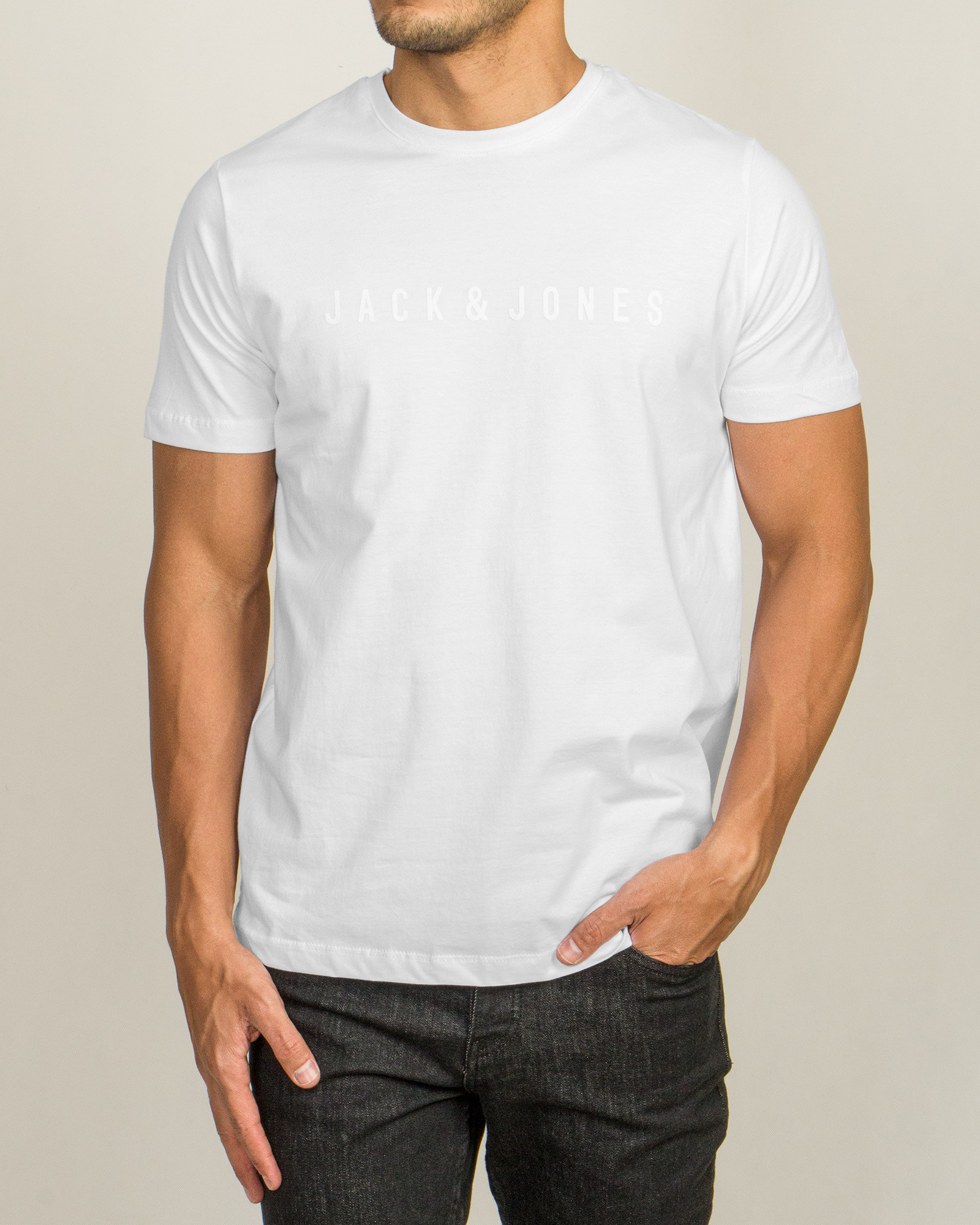 خرید اینترنتی تیشرت آستین کوتاه مردانه چاپدار سفید 20195105