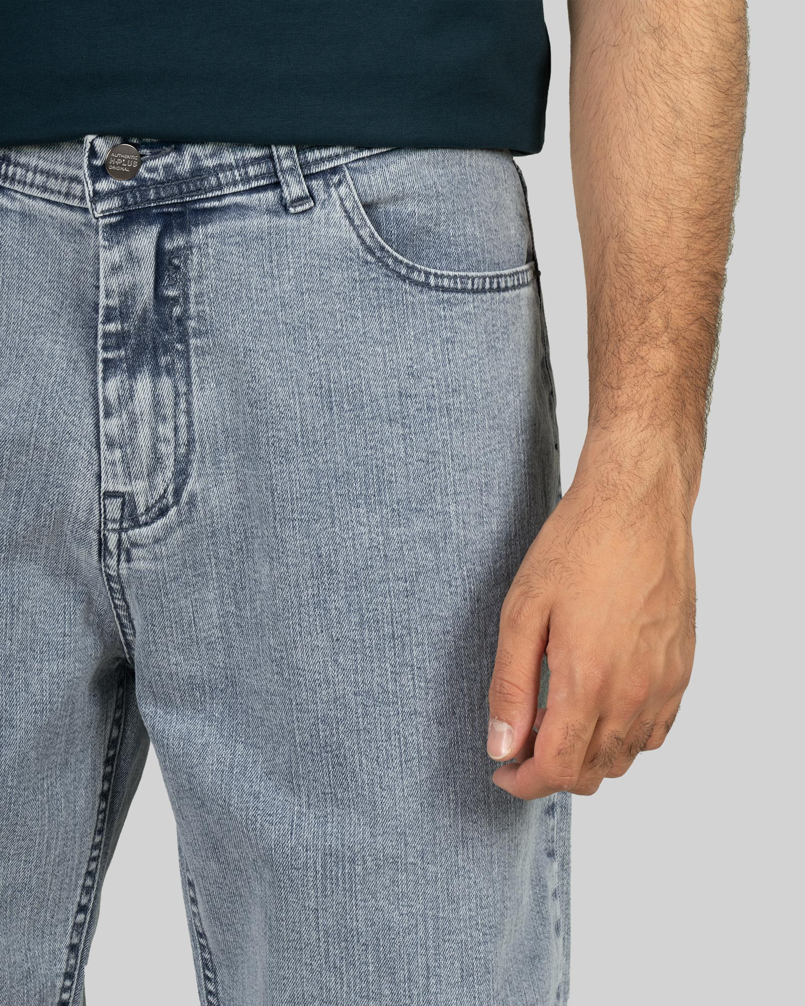 شلوار جین ساده مام فیت مردانه آبی روشن 22224579