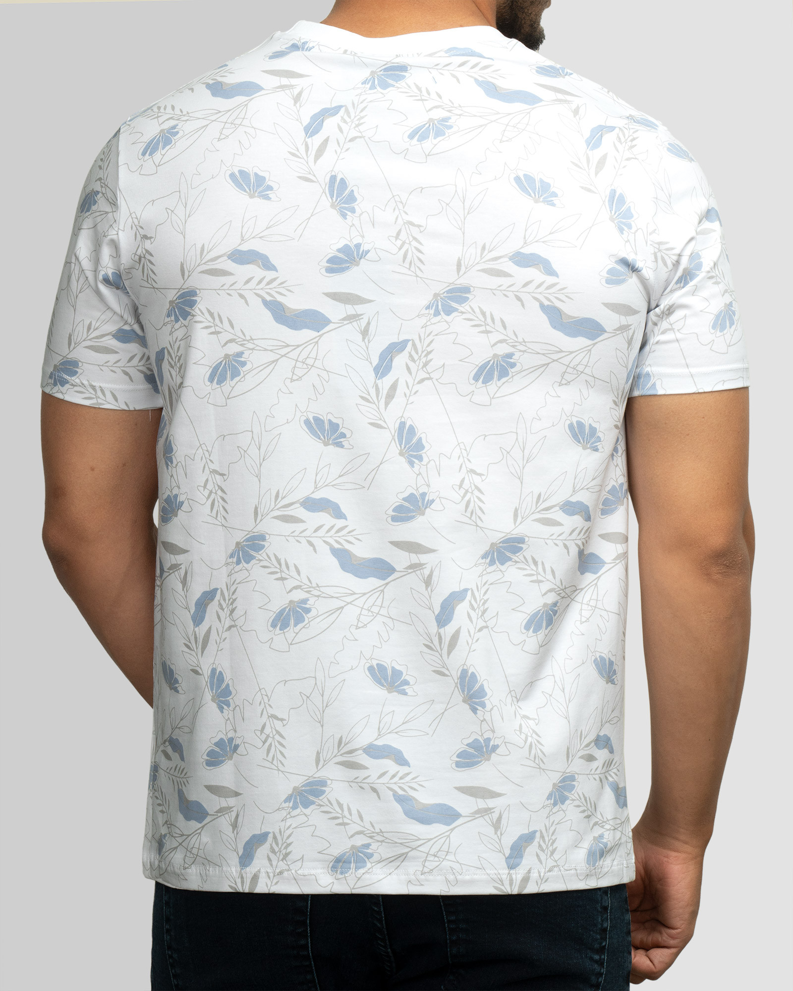 تیشرت مردانه طرحدار آستین کوتاه یقه گردسفید  22196372