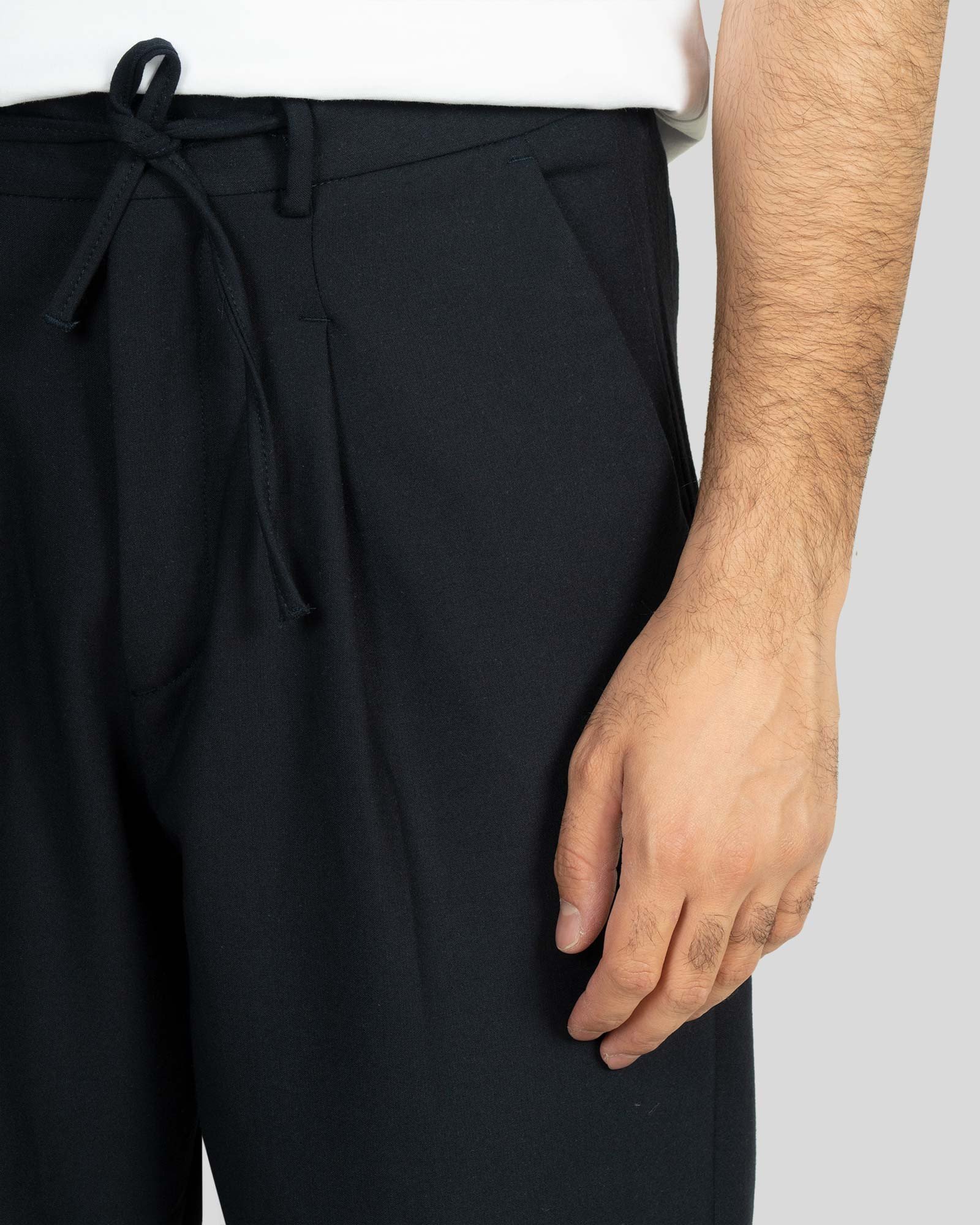 شلوار پارچه ای مام استایل مردانه سرمه ای 22262103