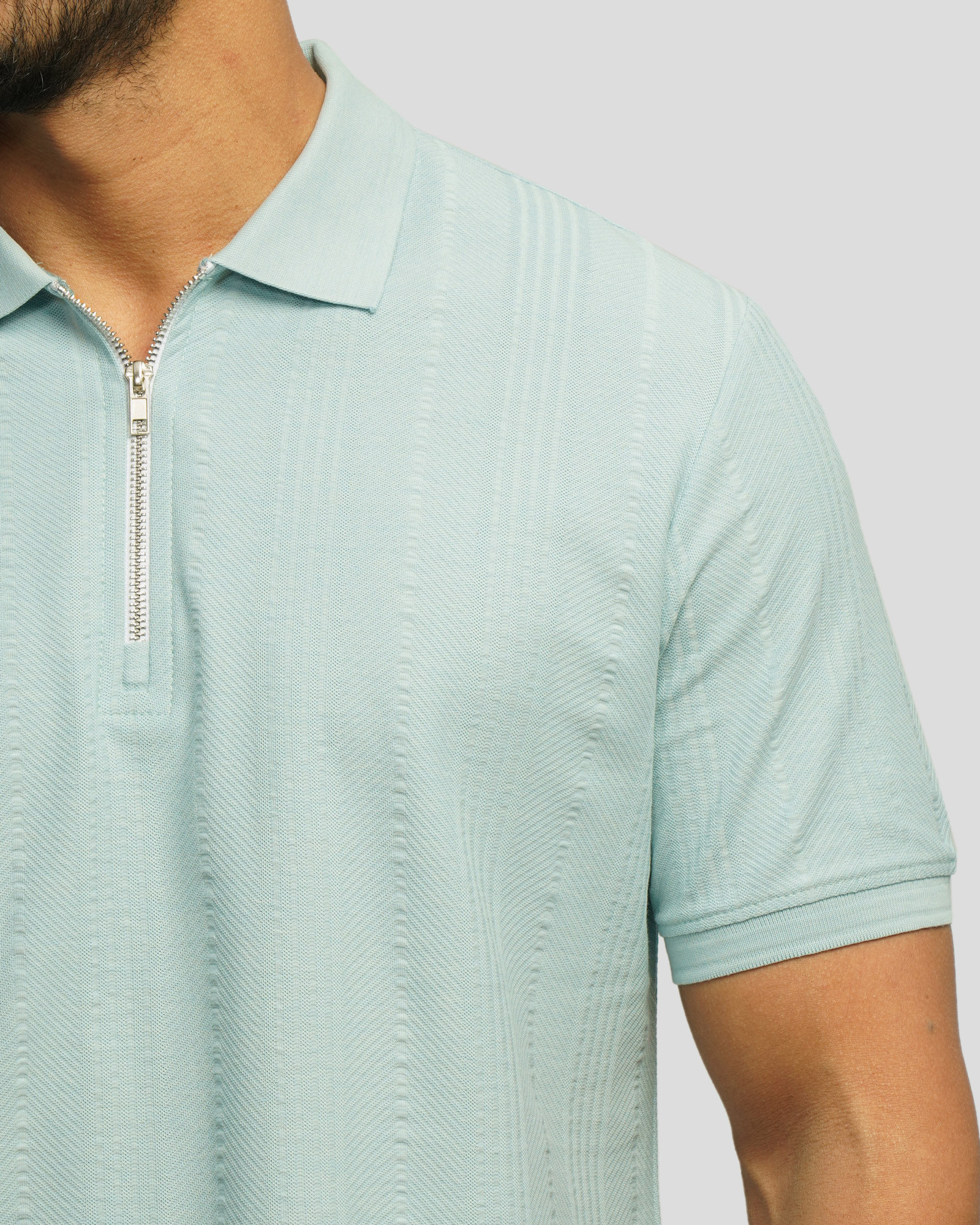 خرید و قیمت پولوشرت نیم زیپ طرح دار آستین کوتاه مردانه آبی روشن 23494242