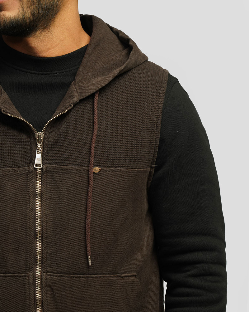 جلیقه کتان مردانه قهوه ای 24314114