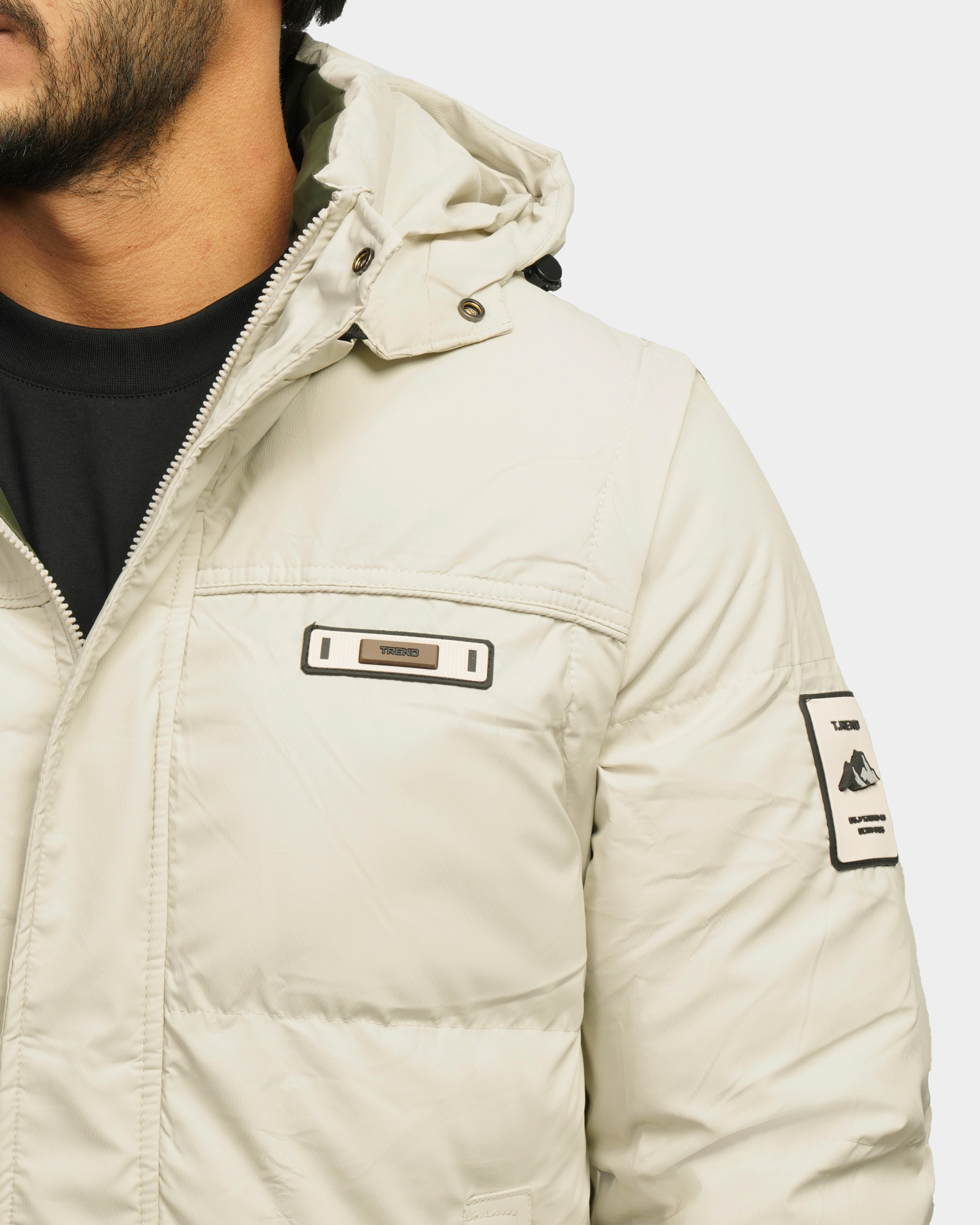 در فروشگاه اینترنتی لباس و خرید و قیمت کاپشن مردانه کلاه دار کرم 24316375