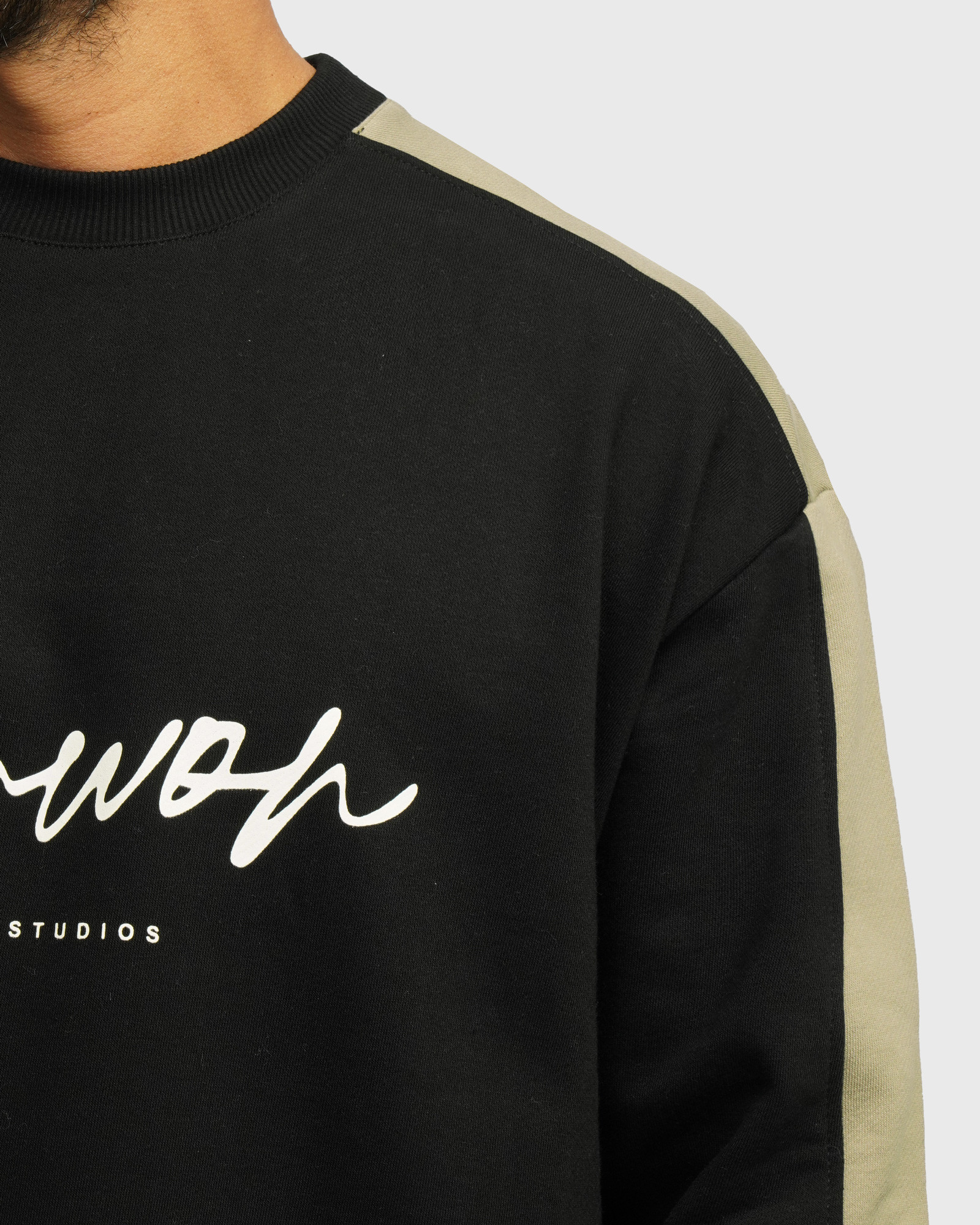 خرید و قیمت پلیور دورس یقه گرد مردانه مشکی 24357278