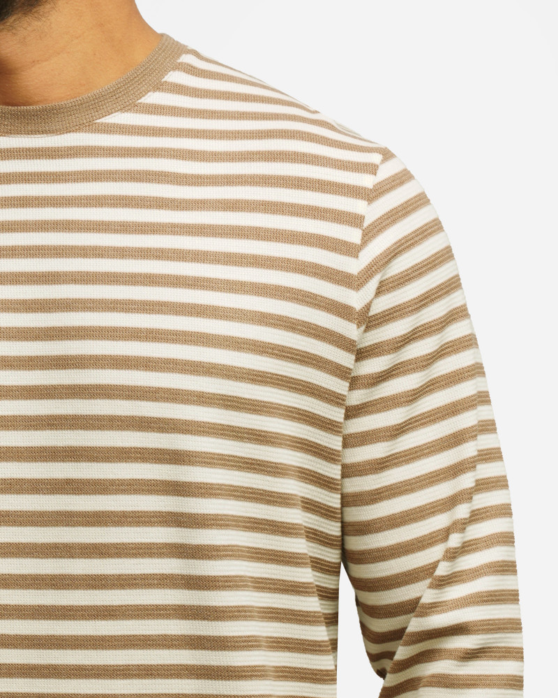 خرید و قیمت تیشرت آستین بلند یقه گرد مردانه قهوه ای 84428149