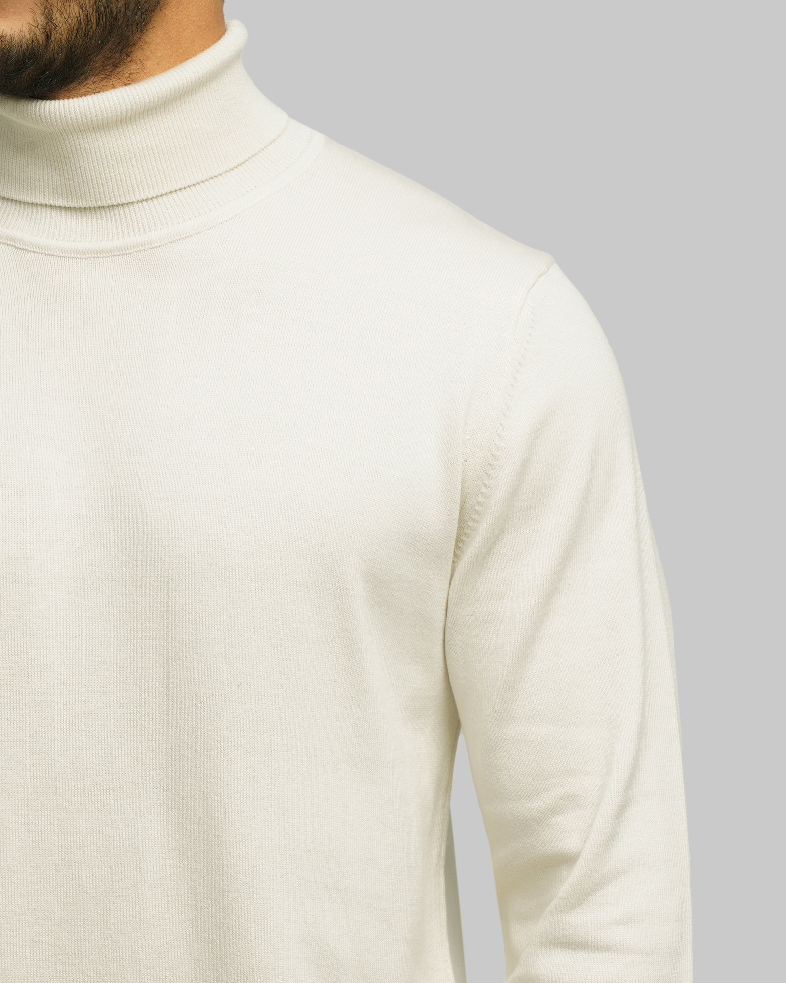 خرید و قیمت پلیور بافت یقه اسکی مردانه کرم روشن 24379117