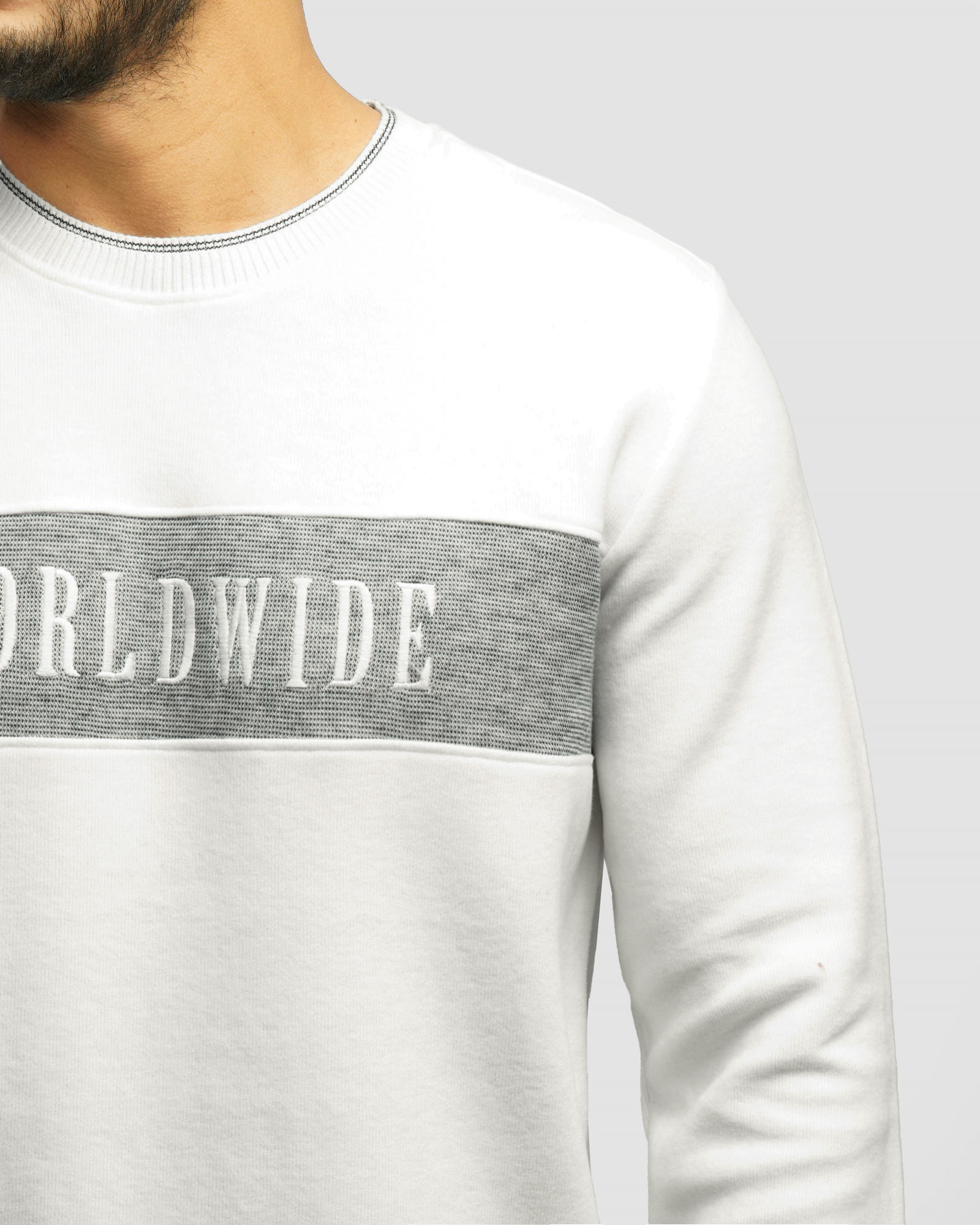 پلیور یقه گرد طرح دار مردانه سفید 84456167