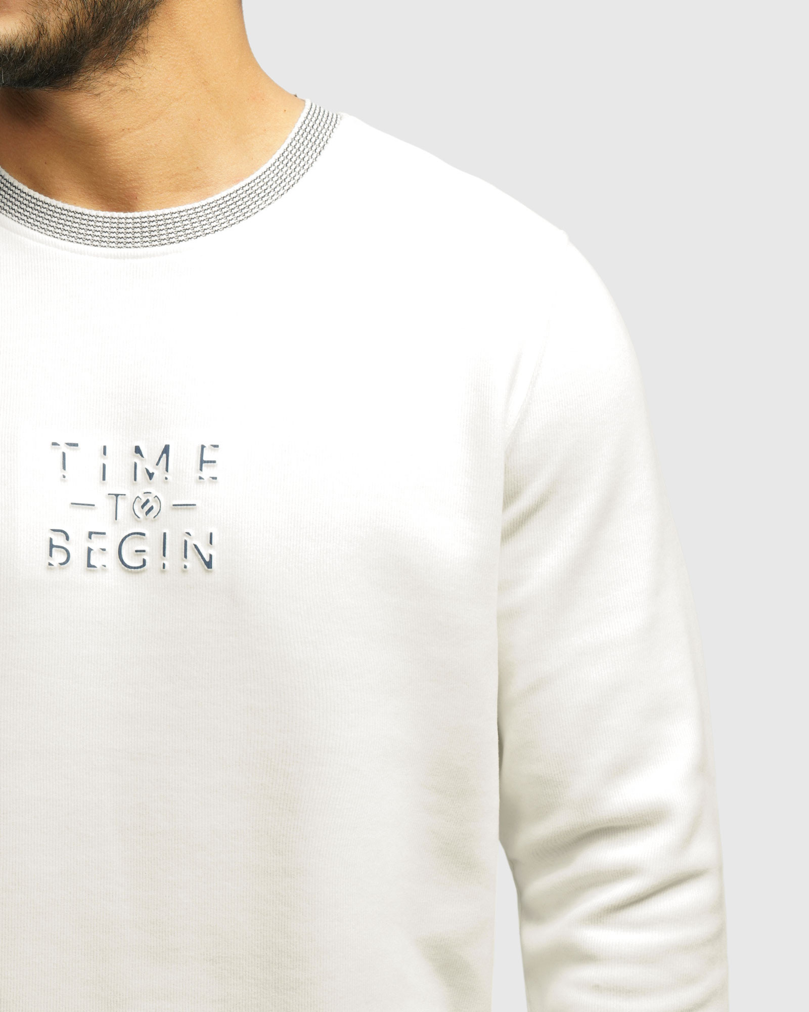 خرید و قیمت پلیور یقه گرد طرح دار مردانه سفید 84456164