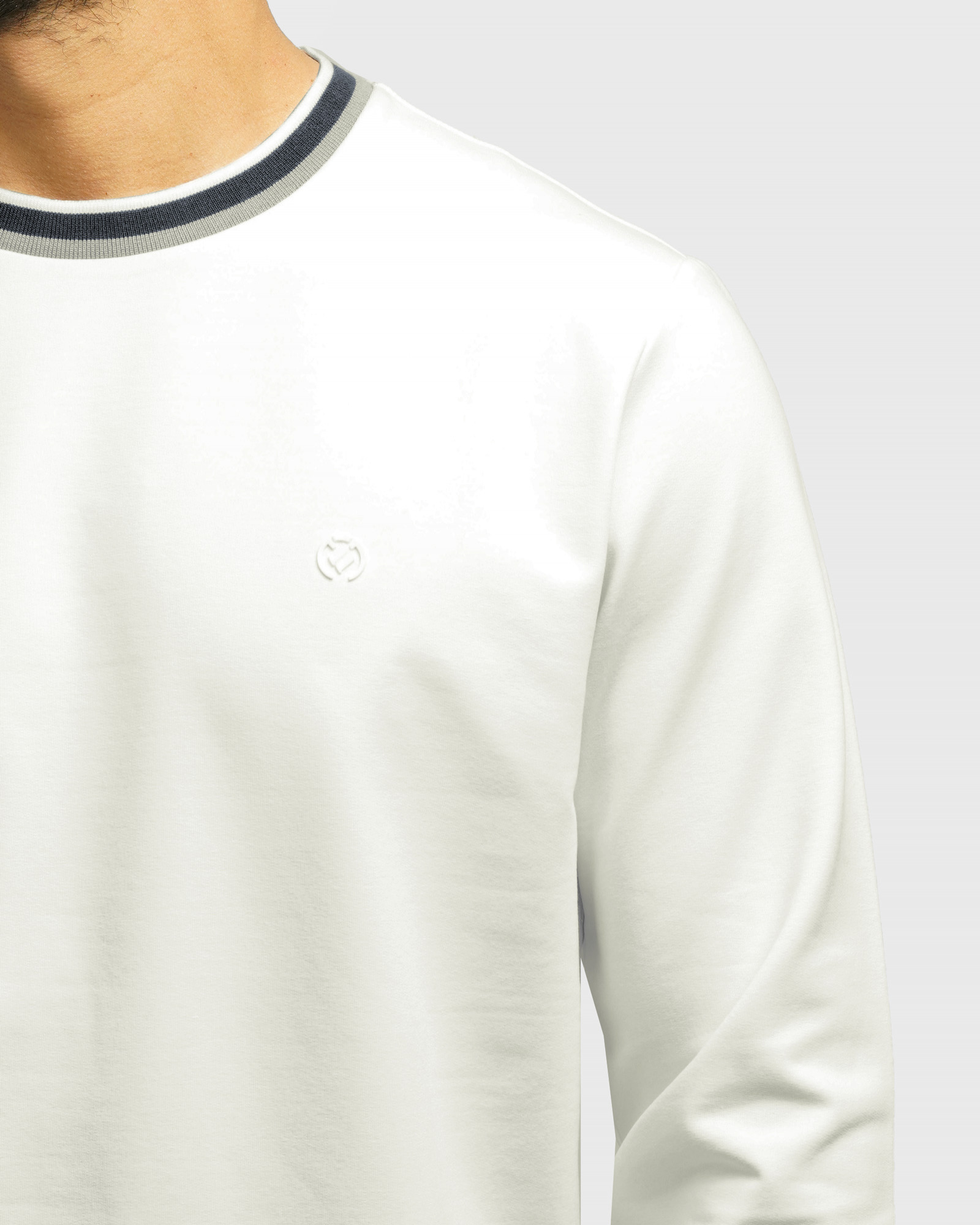 خرید و قیمت تیشرت آستین بلند یقه گرد مردانه سفید 84428152