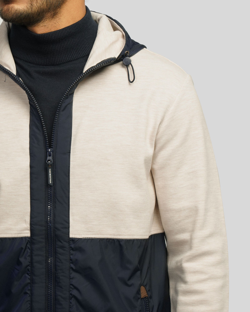 سویشرت مردانه کلاه دار کرم 84449172